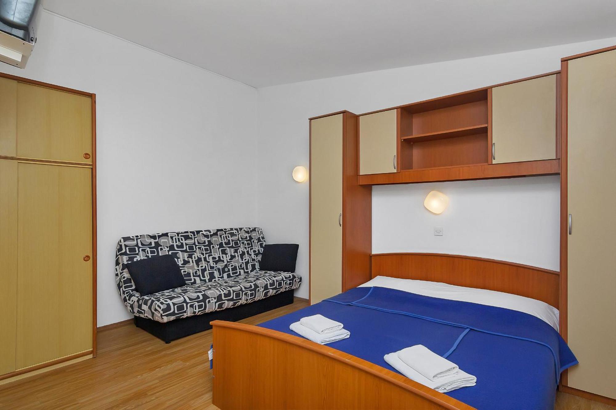 Apartmani Cico Gdinj 外观 照片