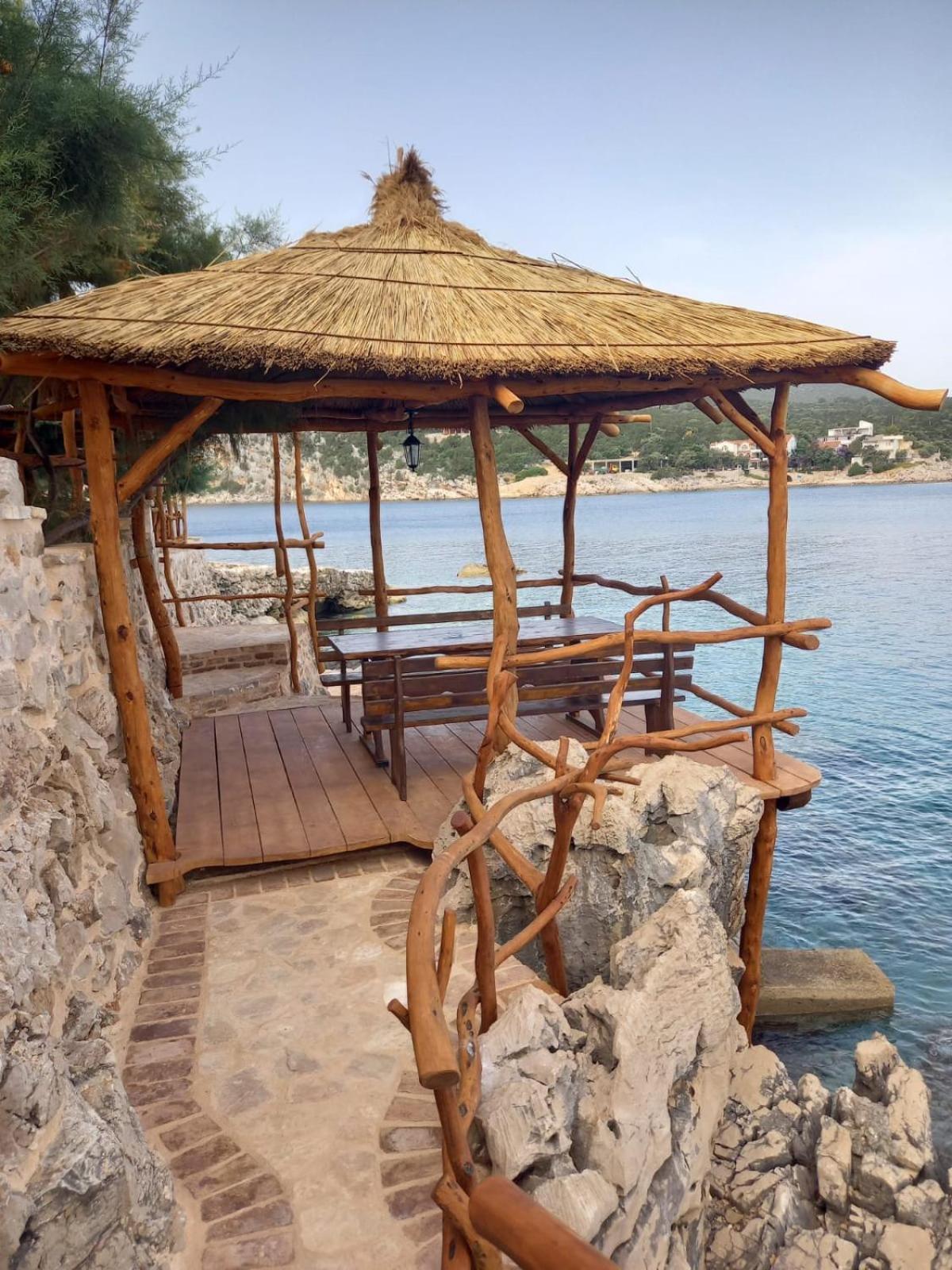 Apartmani Cico Gdinj 外观 照片